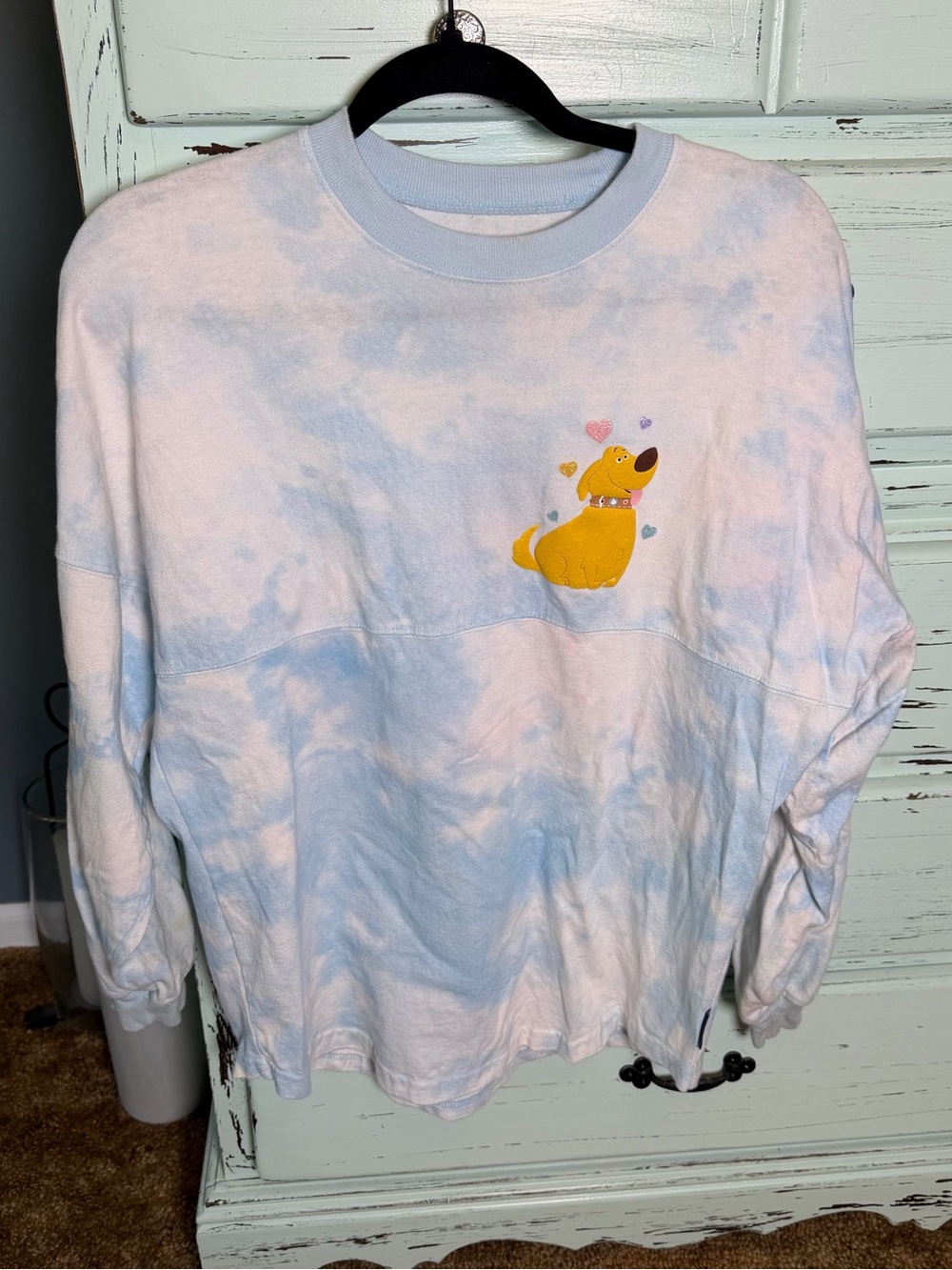 Disney UP DUG RARE spirit jersey sleeve. Size XS, good condition
